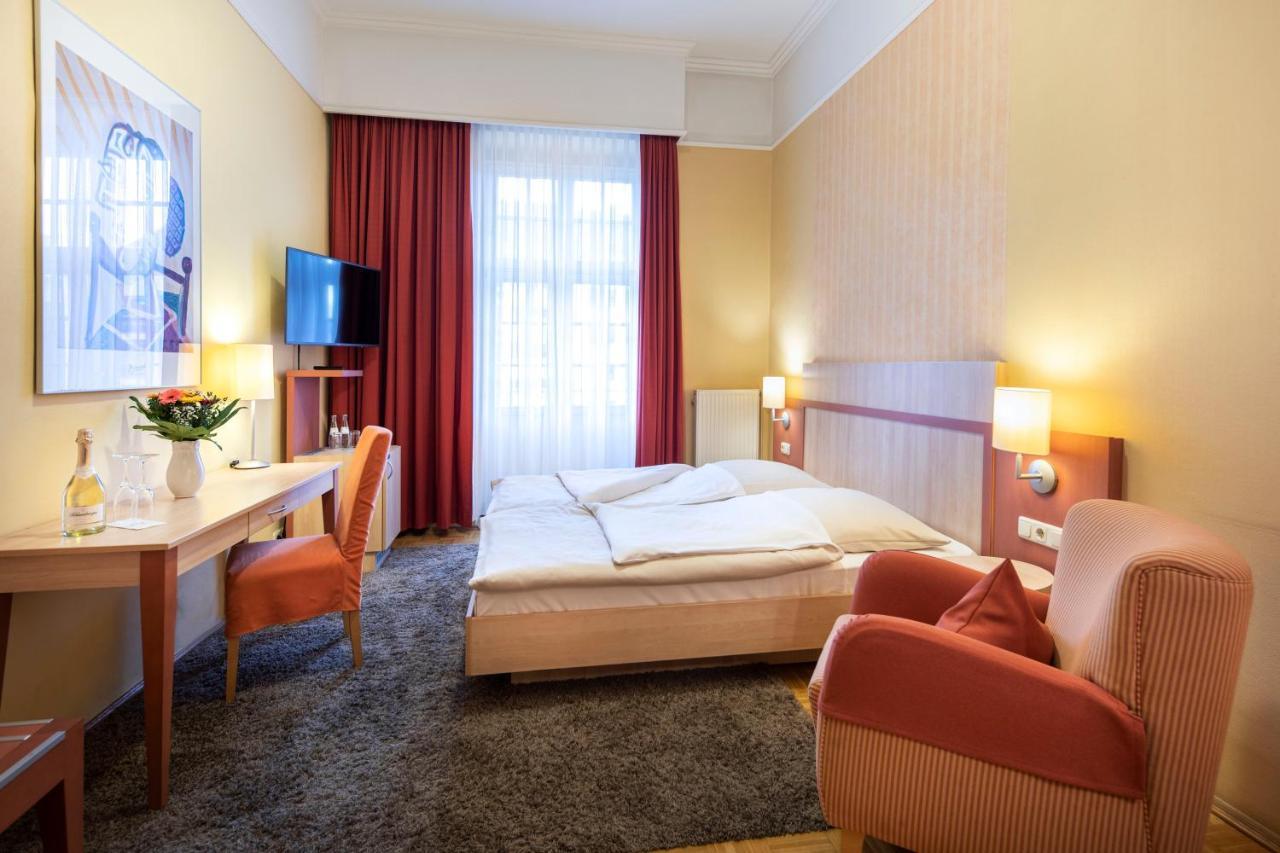 Hotel Achat Sternhotel 4*